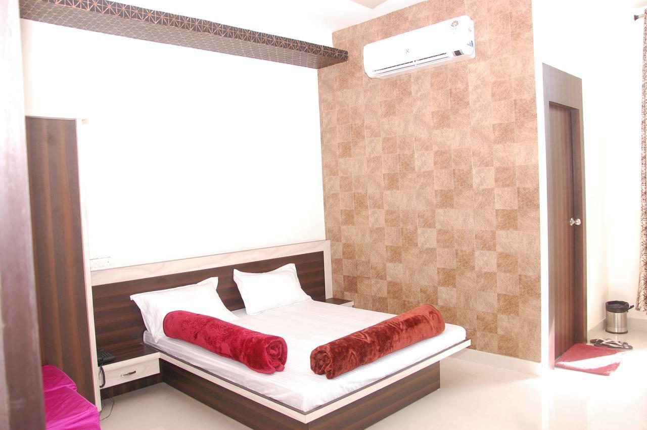 Hotel Prem Bandhan Hisār Zewnętrze zdjęcie